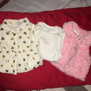 Lot of baby girl clothes